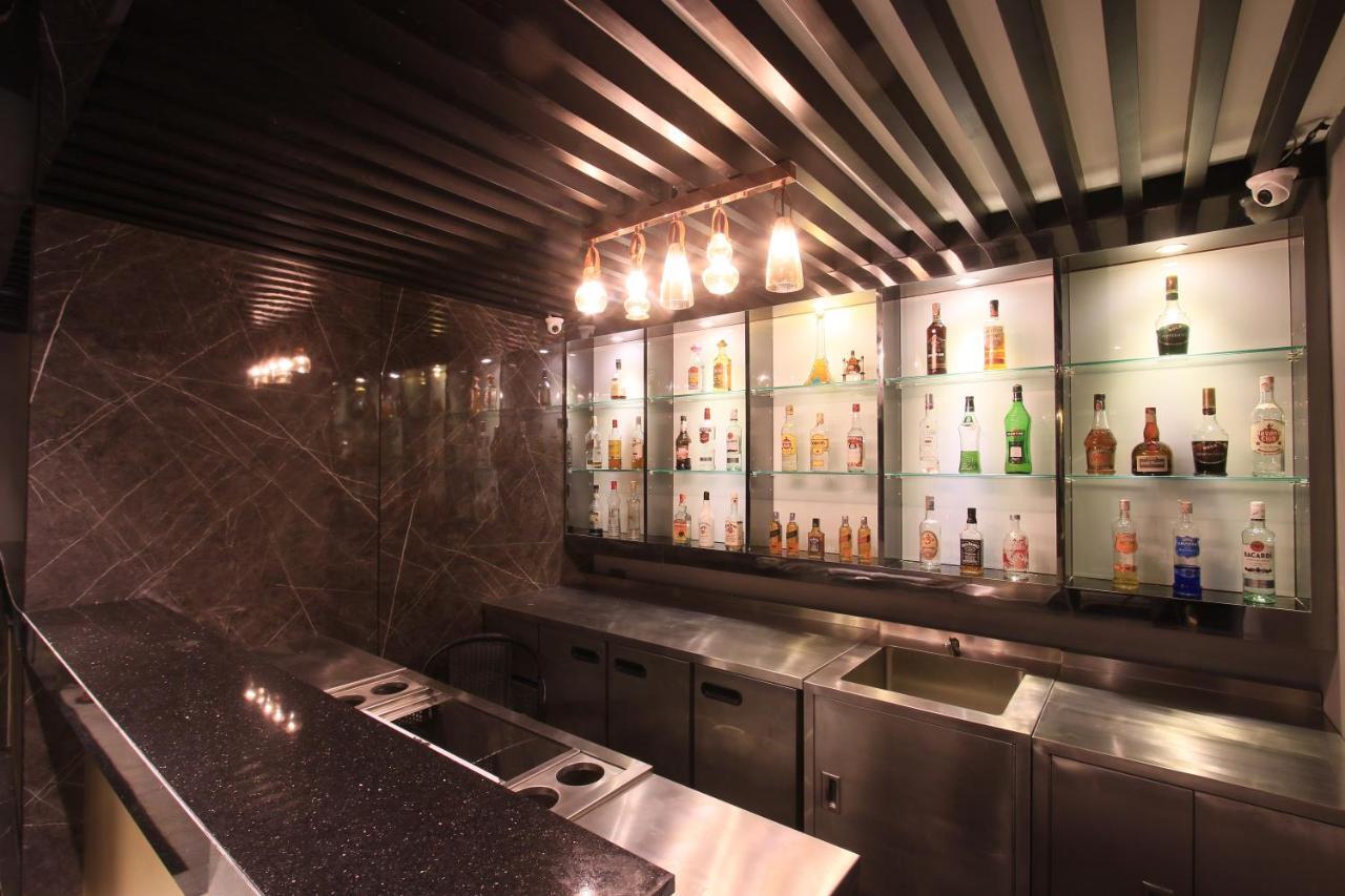 水门中庭酒店 曼谷 外观 照片
